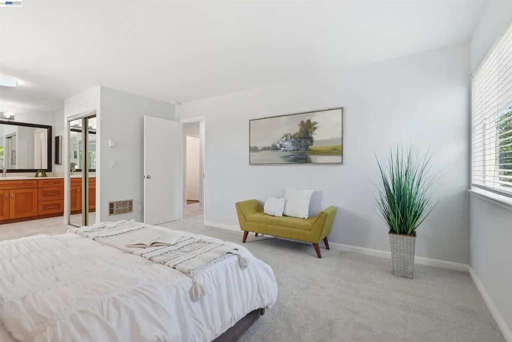 1810 Central Avenue Alameda CA 94501
