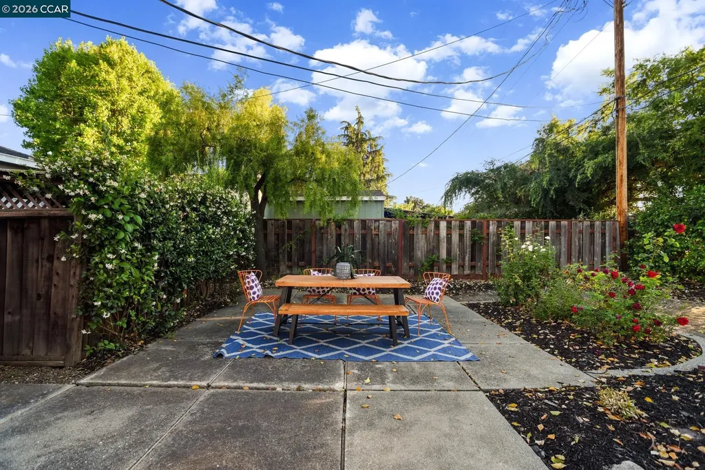 1842 Woodsdale Court Concord CA 94521