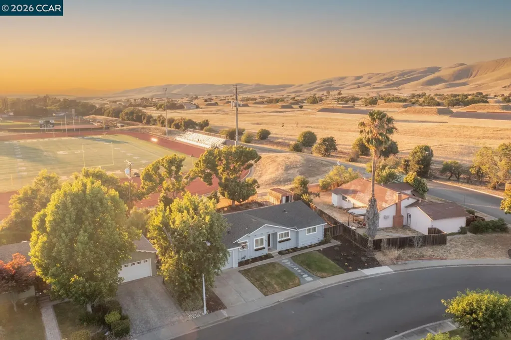 1842 Woodsdale Court Concord CA 94521