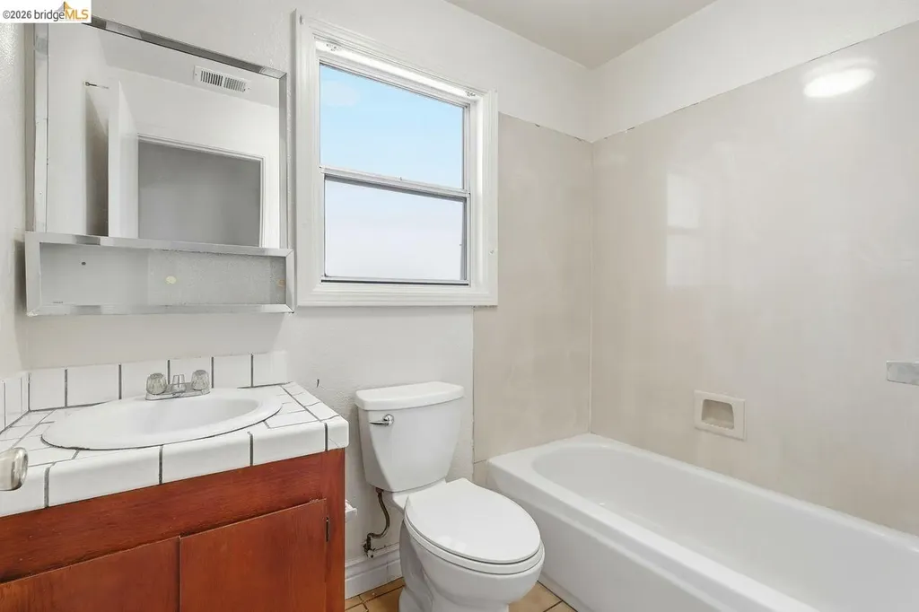 1930 Ohio Street Vallejo CA 94590