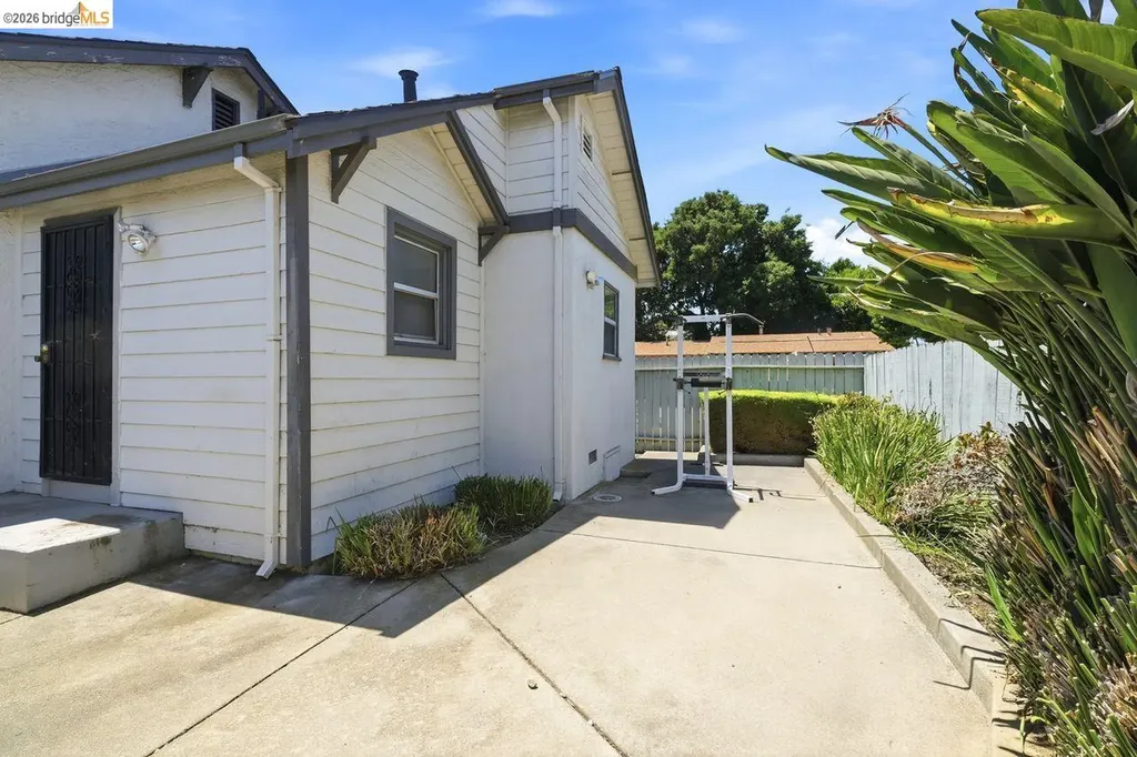 1930 Ohio Street Vallejo CA 94590