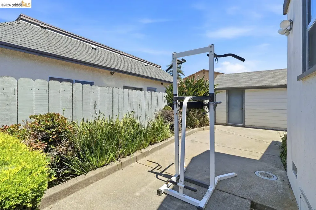 1930 Ohio Street Vallejo CA 94590