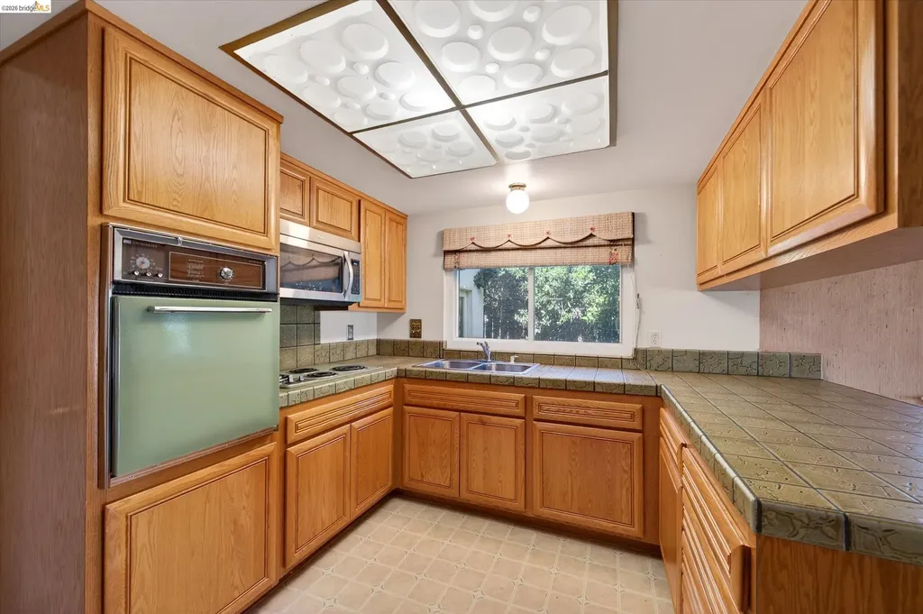 1857 Heatherwood Drive Pittsburg CA 94565