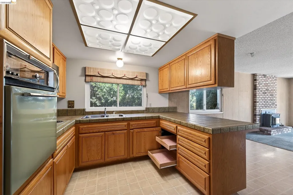 1857 Heatherwood Drive Pittsburg CA 94565