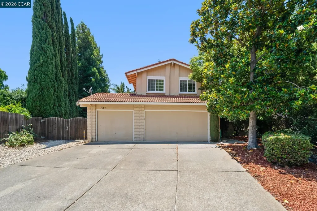 721 Black Point Place Clayton CA 94517
