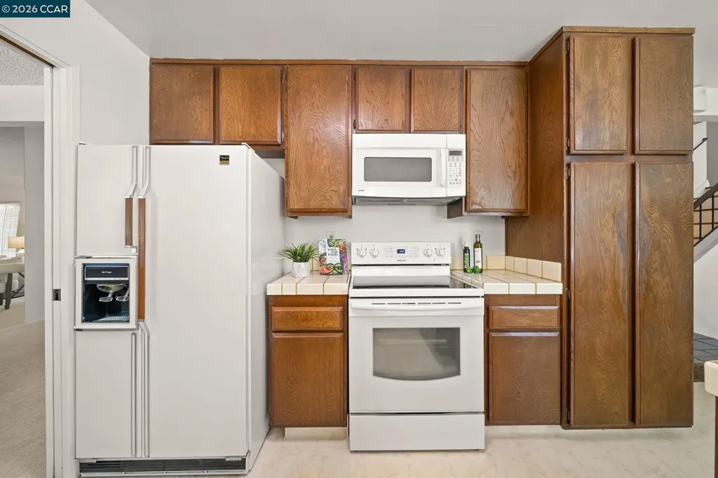 721 Black Point Place Clayton CA 94517
