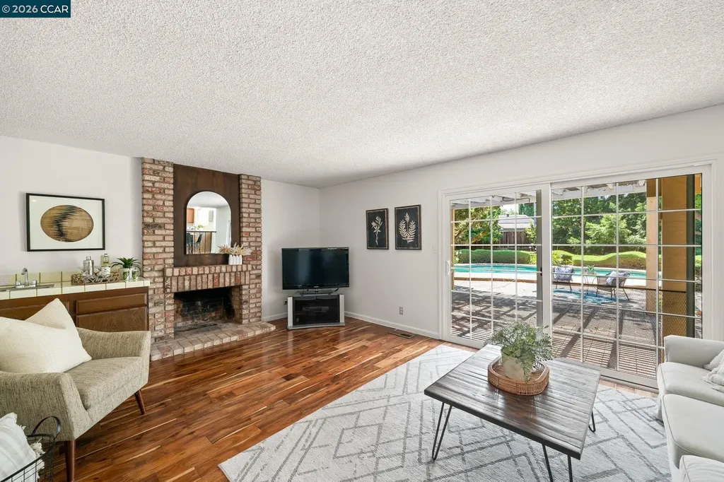721 Black Point Place Clayton CA 94517