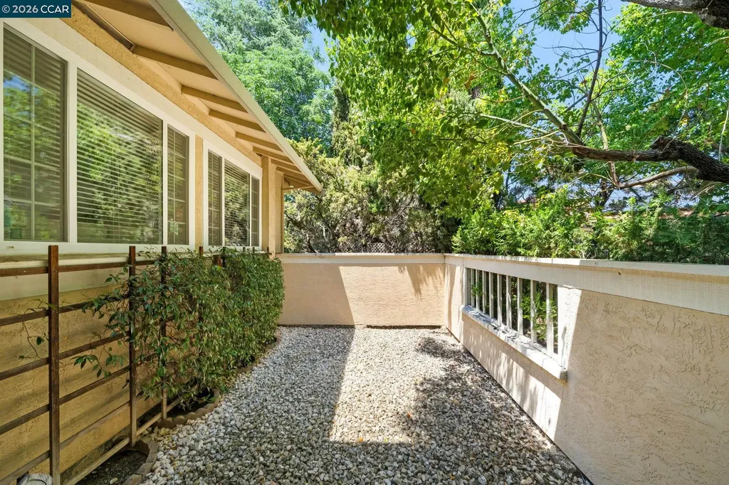 721 Black Point Place Clayton CA 94517