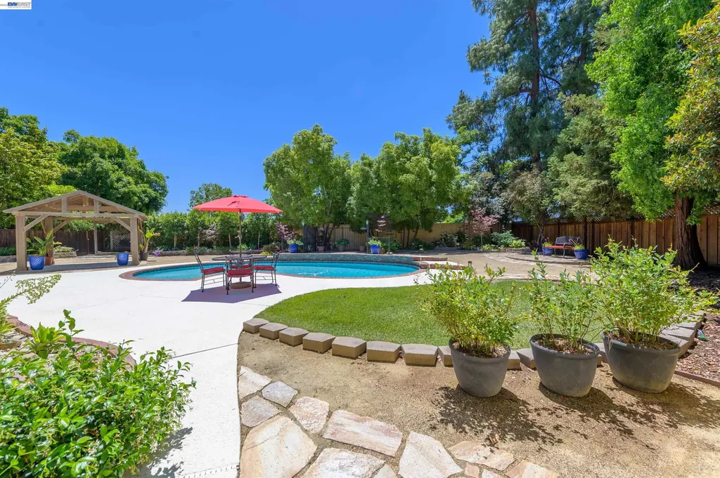 4183 Hall Court Pleasanton CA 94566