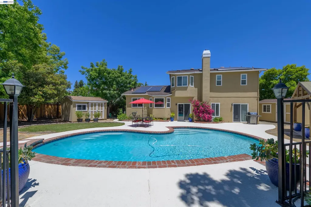 4183 Hall Court Pleasanton CA 94566