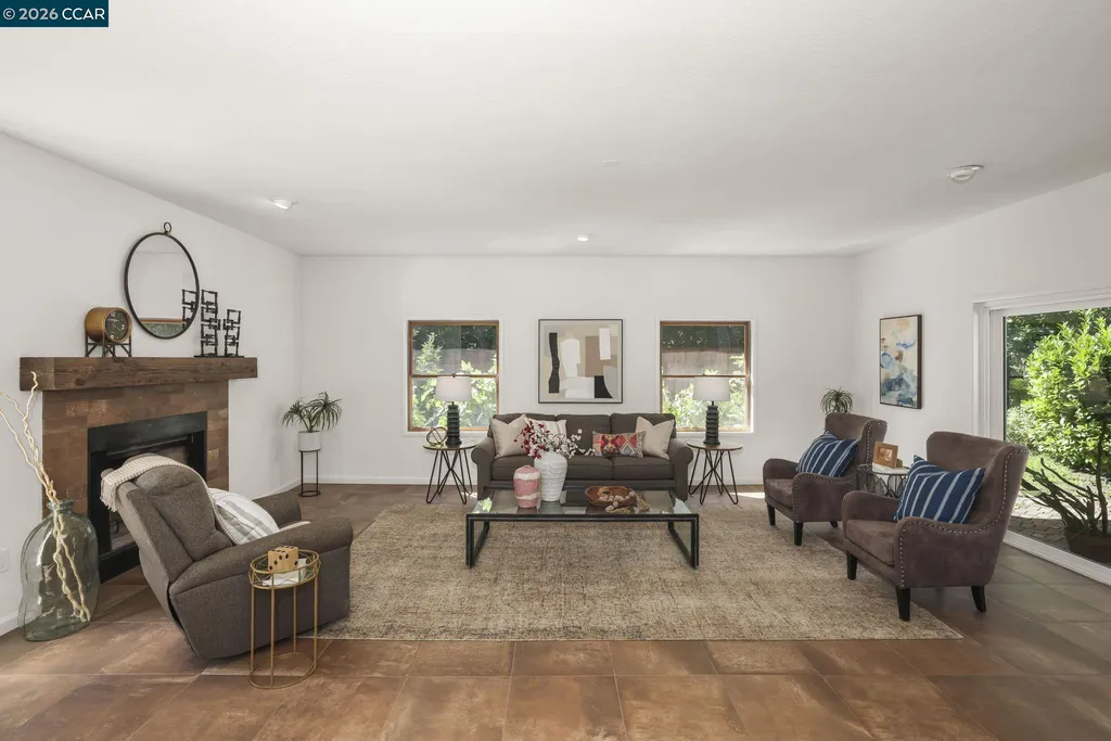 2157 Whyte Park Avenue Walnut Creek CA 94595