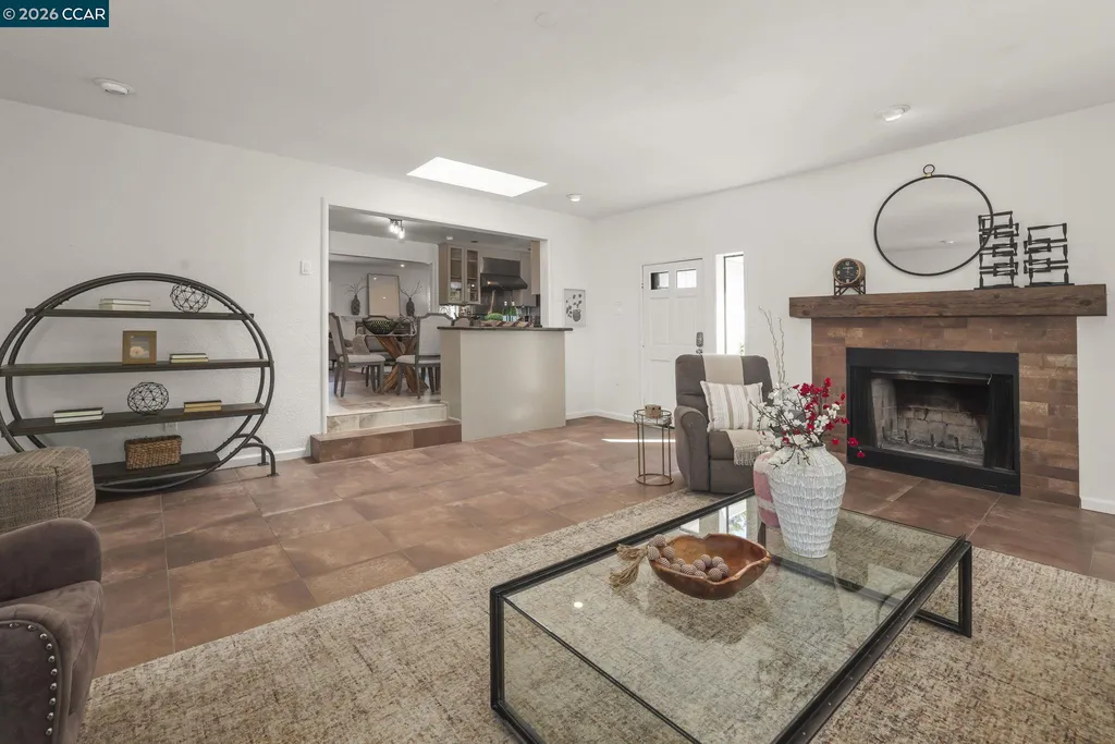 2157 Whyte Park Avenue Walnut Creek CA 94595