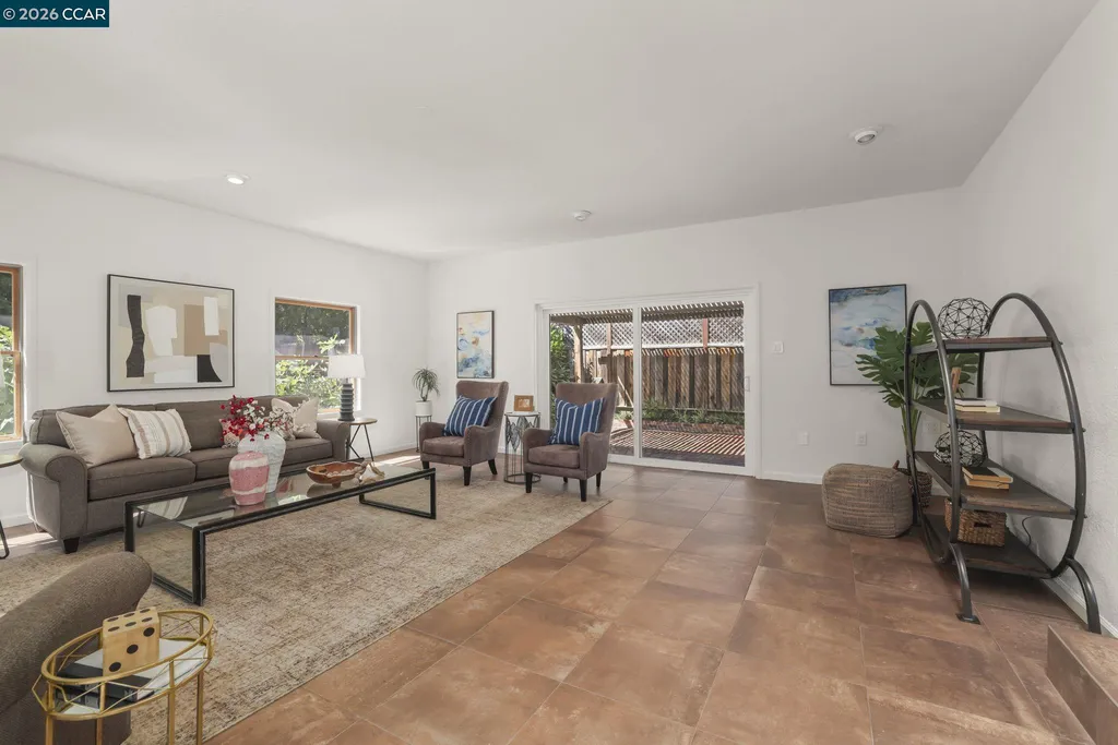 2157 Whyte Park Avenue Walnut Creek CA 94595
