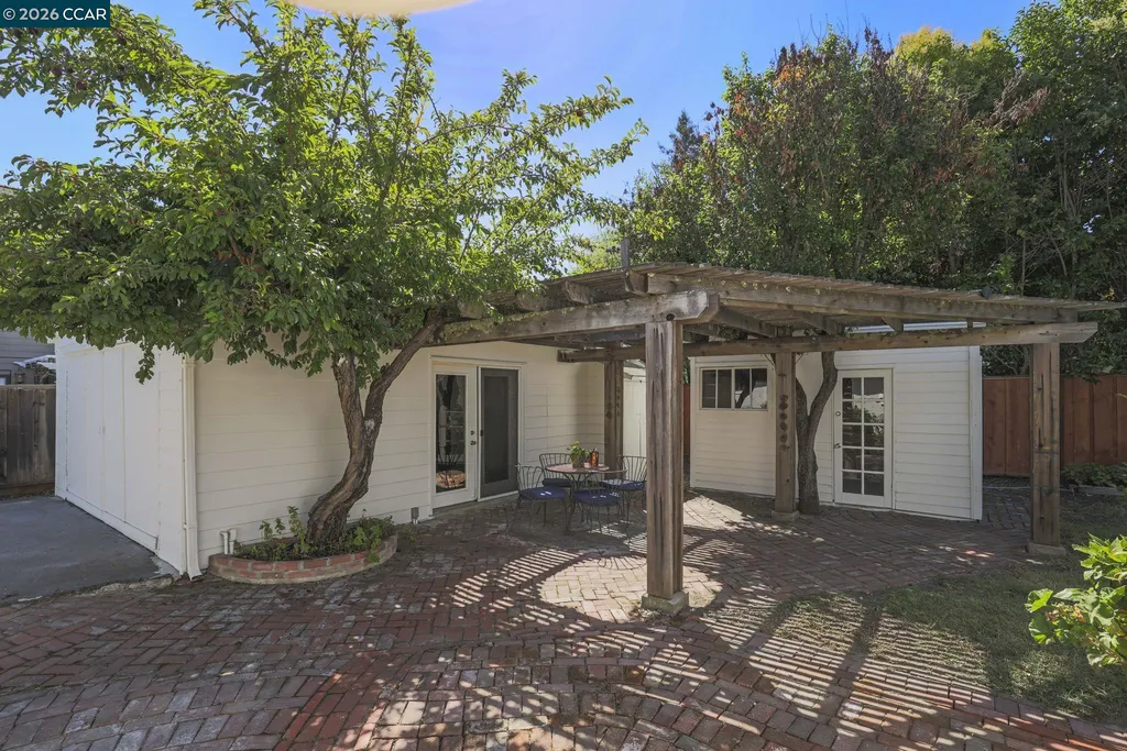 2157 Whyte Park Avenue Walnut Creek CA 94595