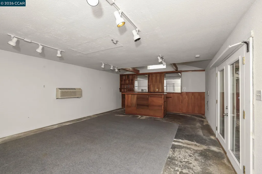 2157 Whyte Park Avenue Walnut Creek CA 94595