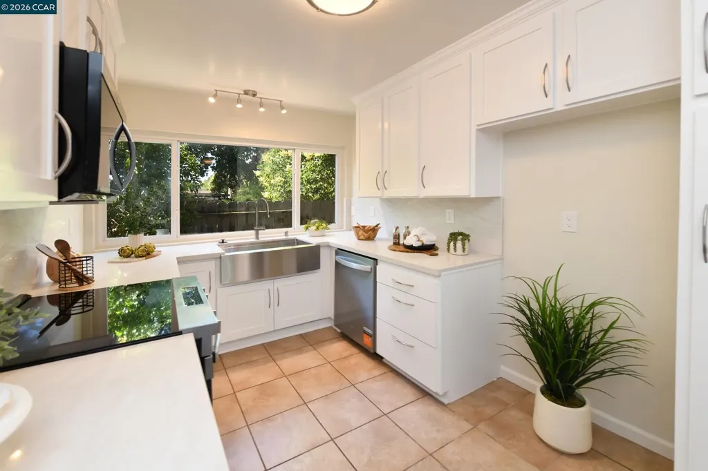 1759 Elm Road Concord CA 94519