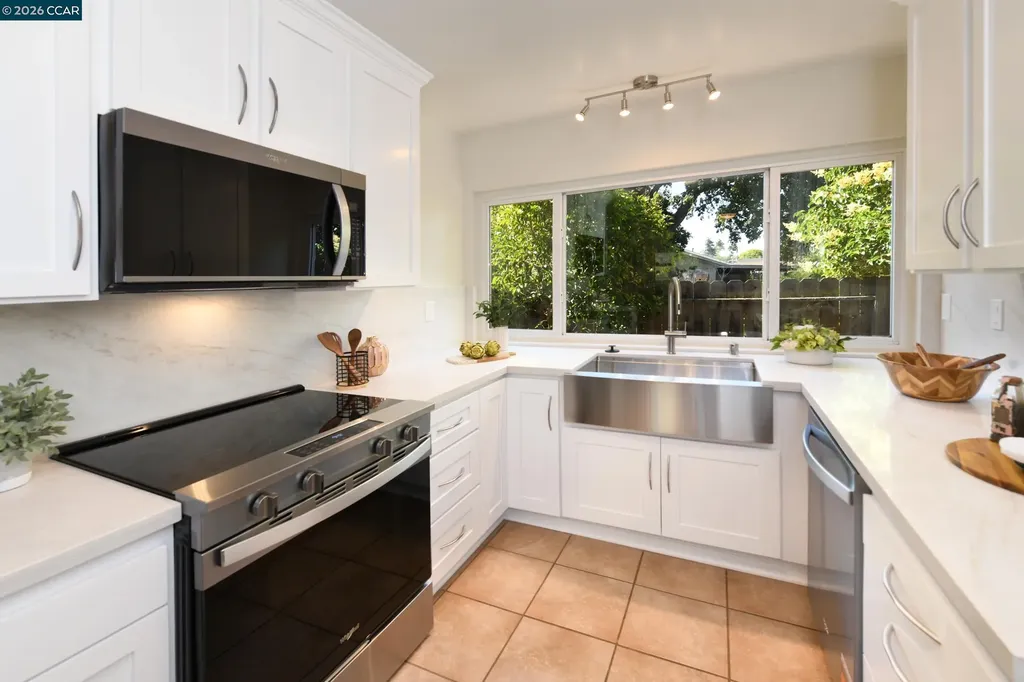 1759 Elm Road Concord CA 94519