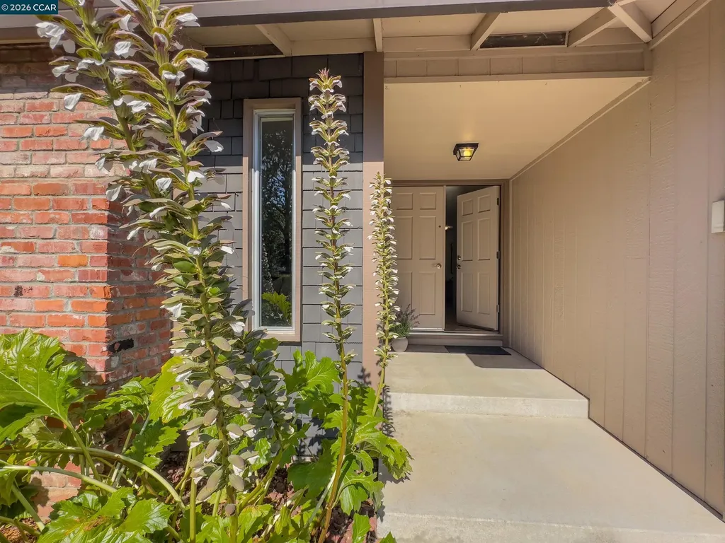 1759 Elm Road Concord CA 94519