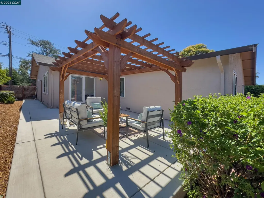 1759 Elm Road Concord CA 94519