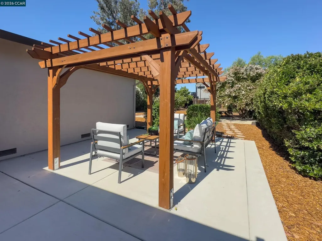 1759 Elm Road Concord CA 94519