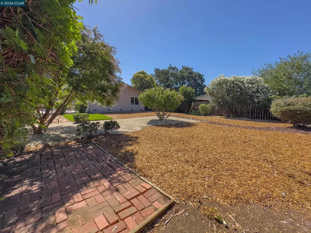 1759 Elm Road Concord CA 94519