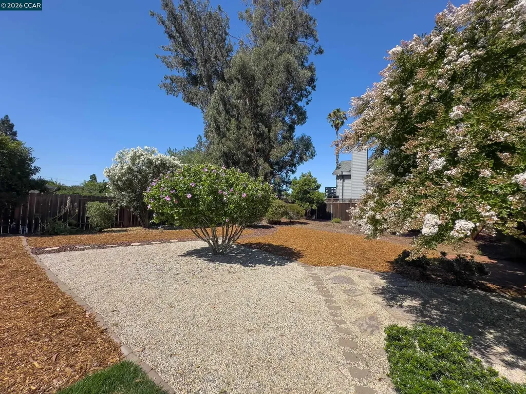 1759 Elm Road Concord CA 94519