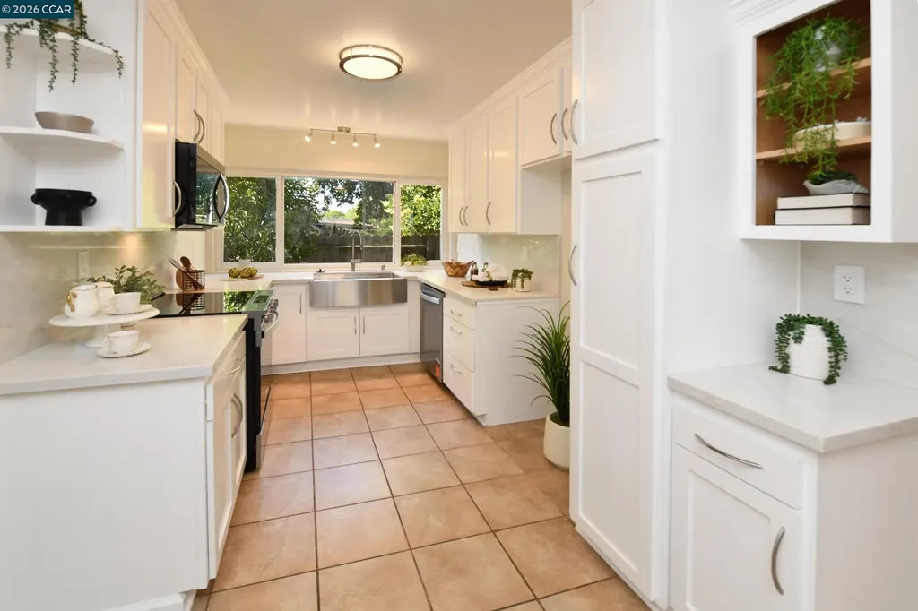 1759 Elm Road Concord CA 94519
