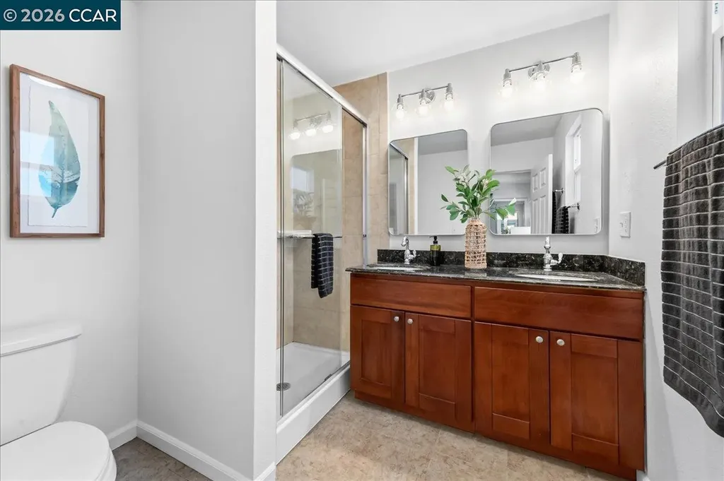 7568 Greenly Drive Oakland CA 94605