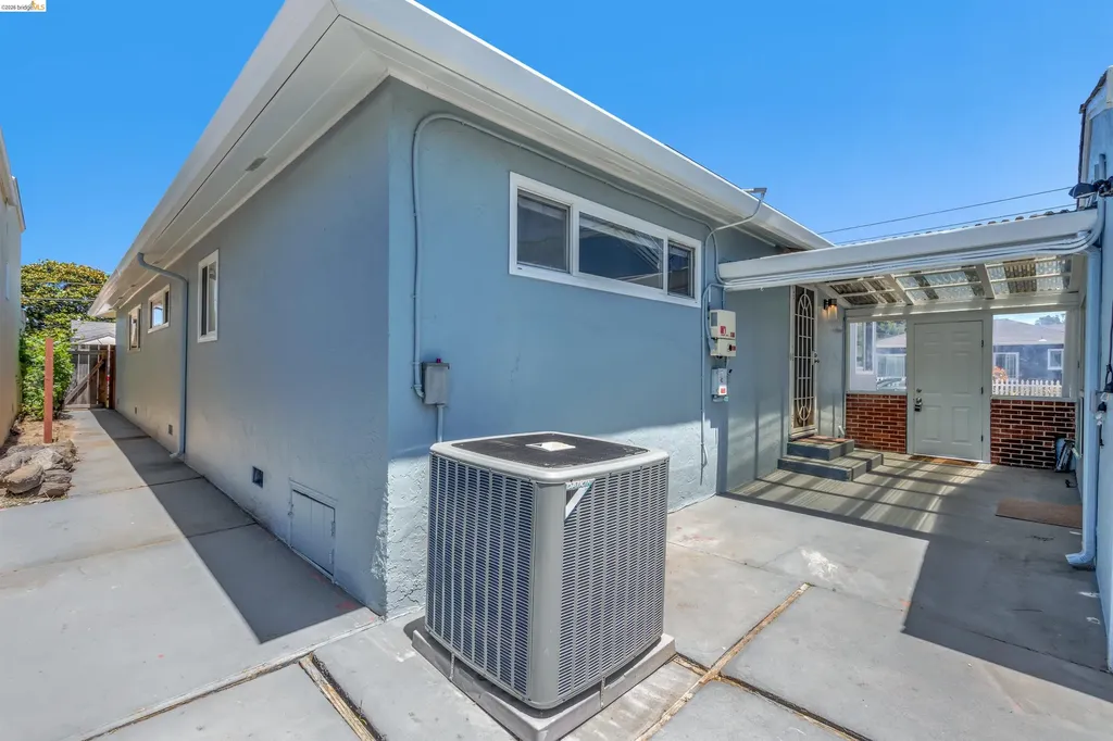 733 40th Street Richmond CA 94805