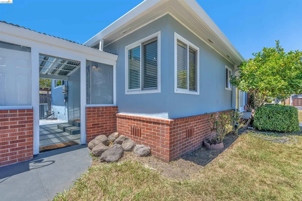 733 40th Street Richmond CA 94805