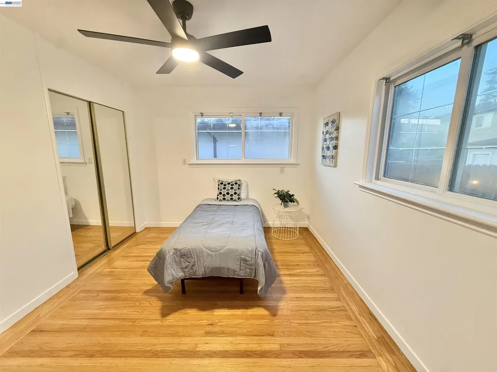 22570 Thelma Street Hayward CA 94541