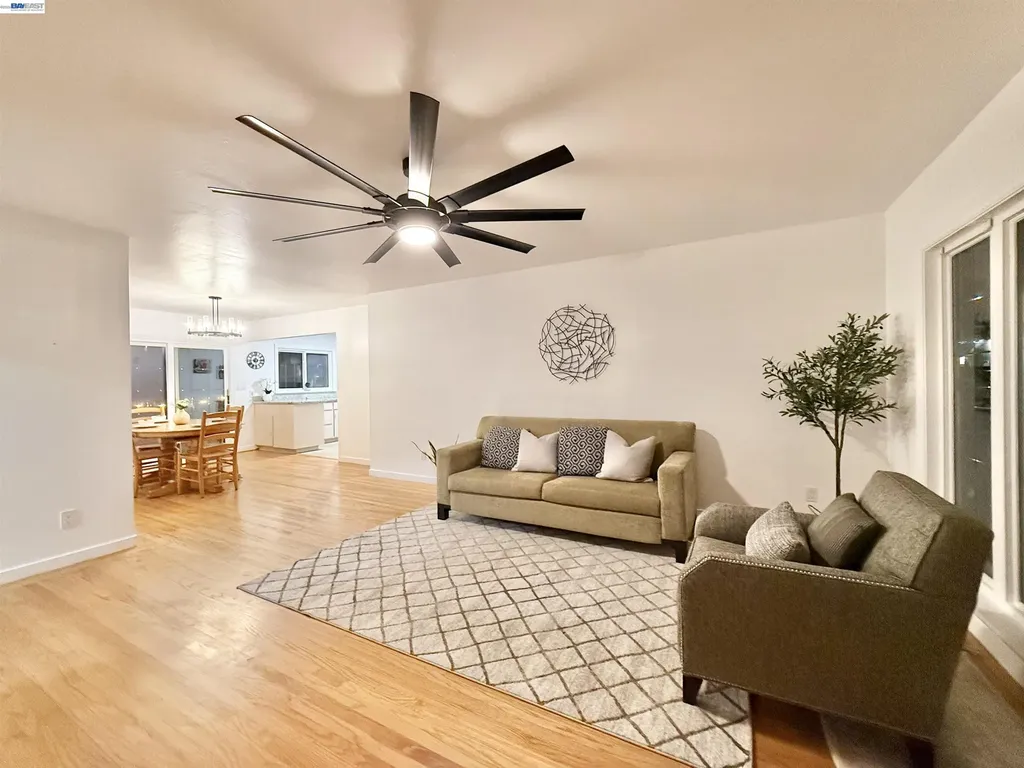 22570 Thelma Street Hayward CA 94541