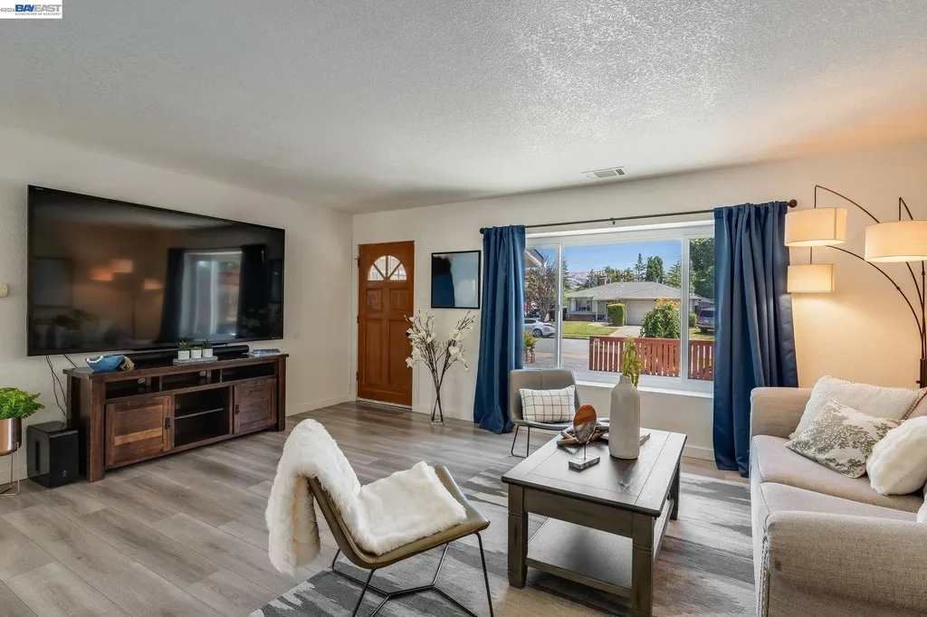 4763 Piper Street Fremont CA 94538