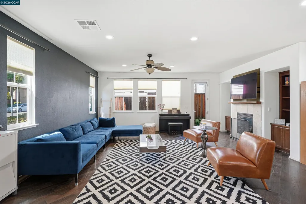 67 Standley Court Pittsburg CA 94565
