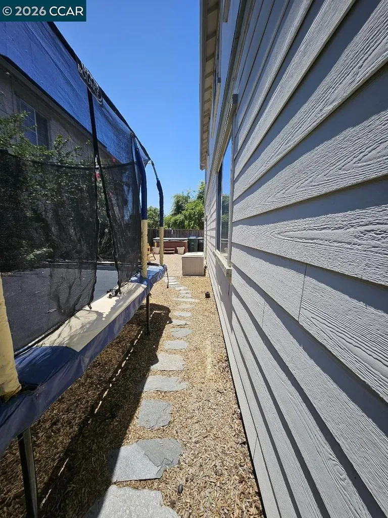 67 Standley Court Pittsburg CA 94565