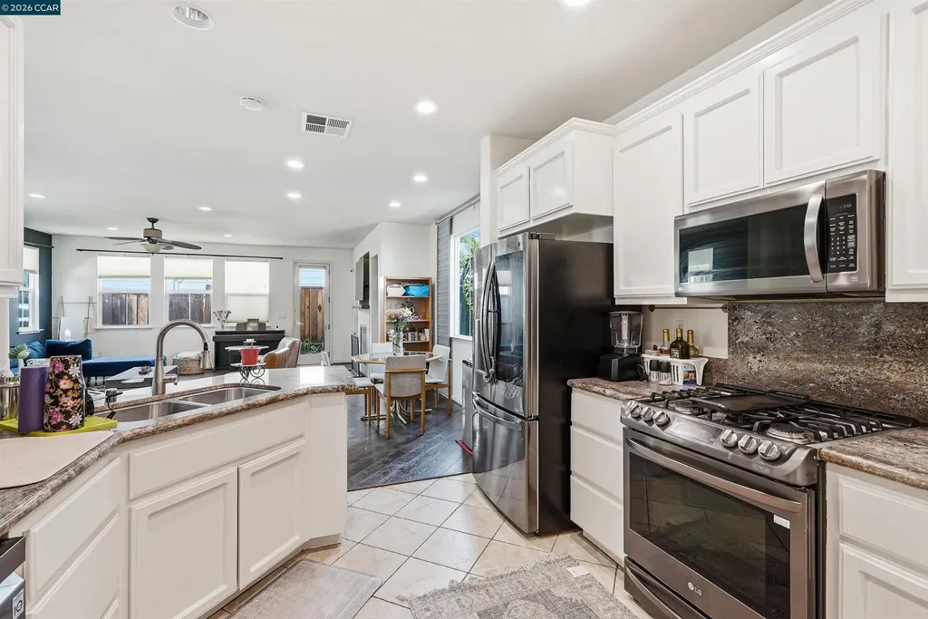 67 Standley Court Pittsburg CA 94565