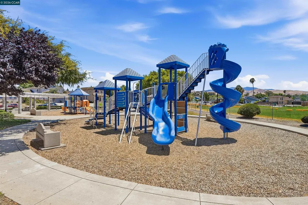67 Standley Court Pittsburg CA 94565