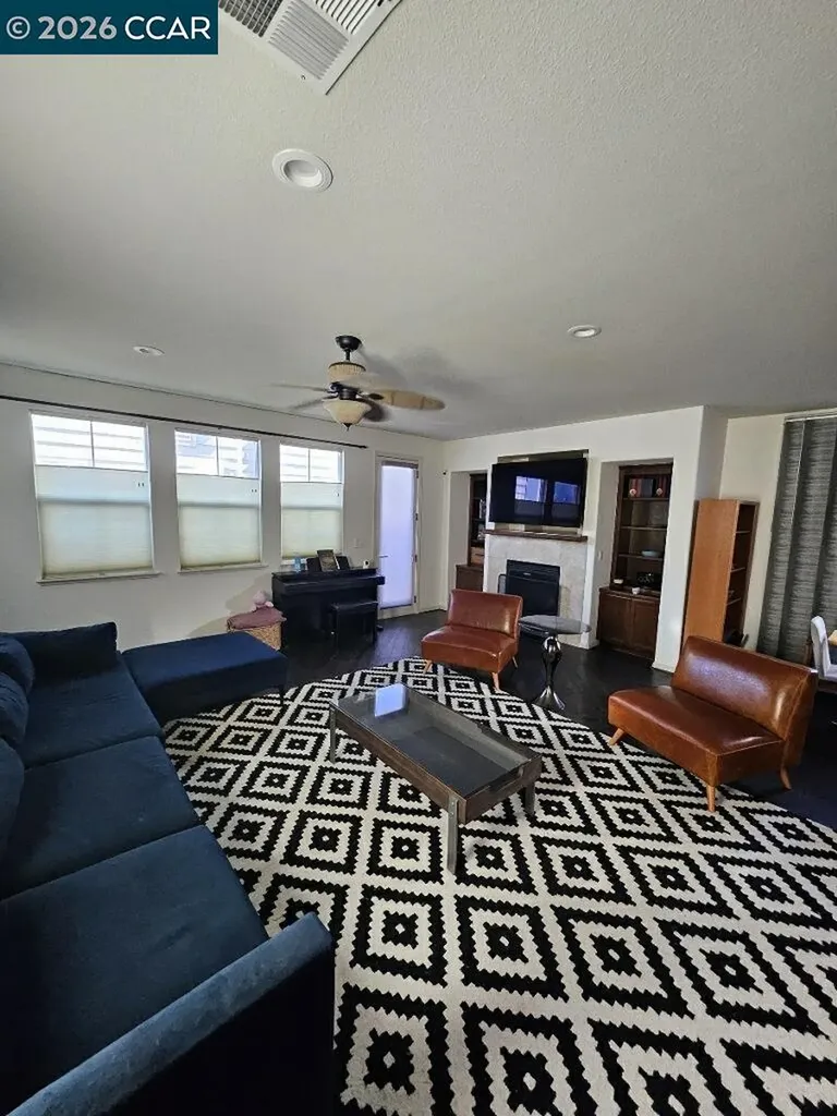 67 Standley Court Pittsburg CA 94565