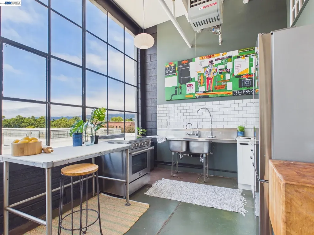 4053 Harlan Street Emeryville CA 94608