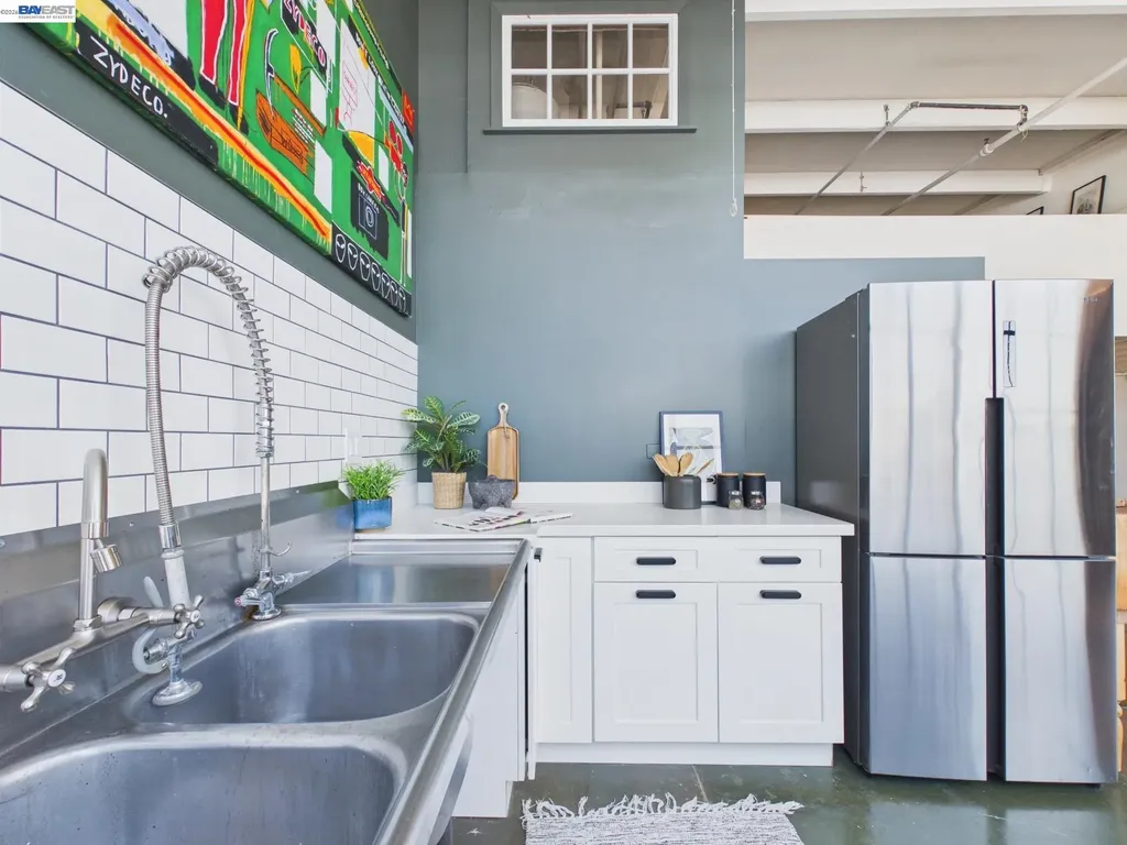 4053 Harlan Street Emeryville CA 94608