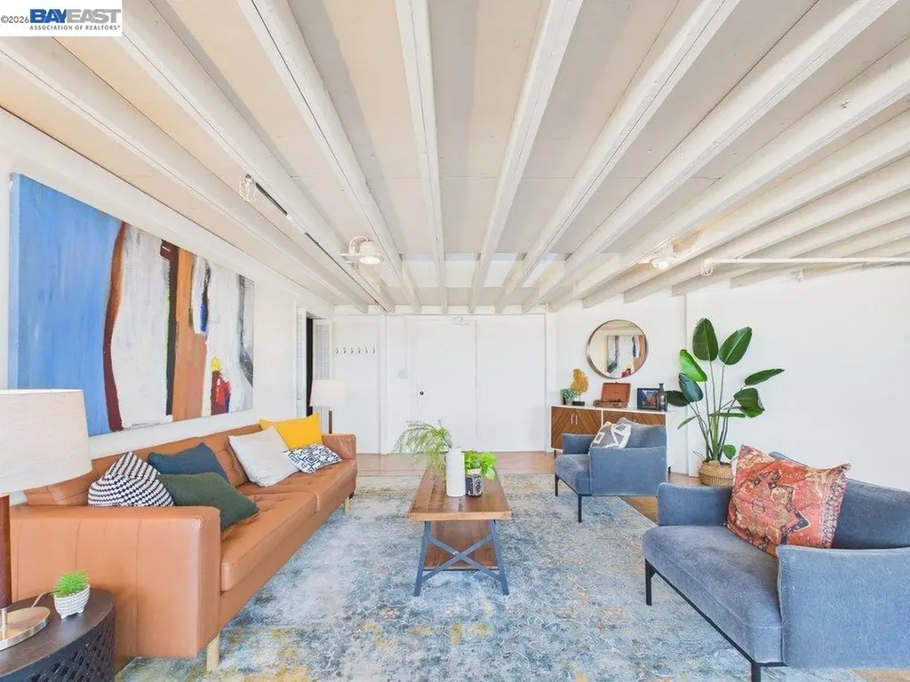 4053 Harlan Street Emeryville CA 94608