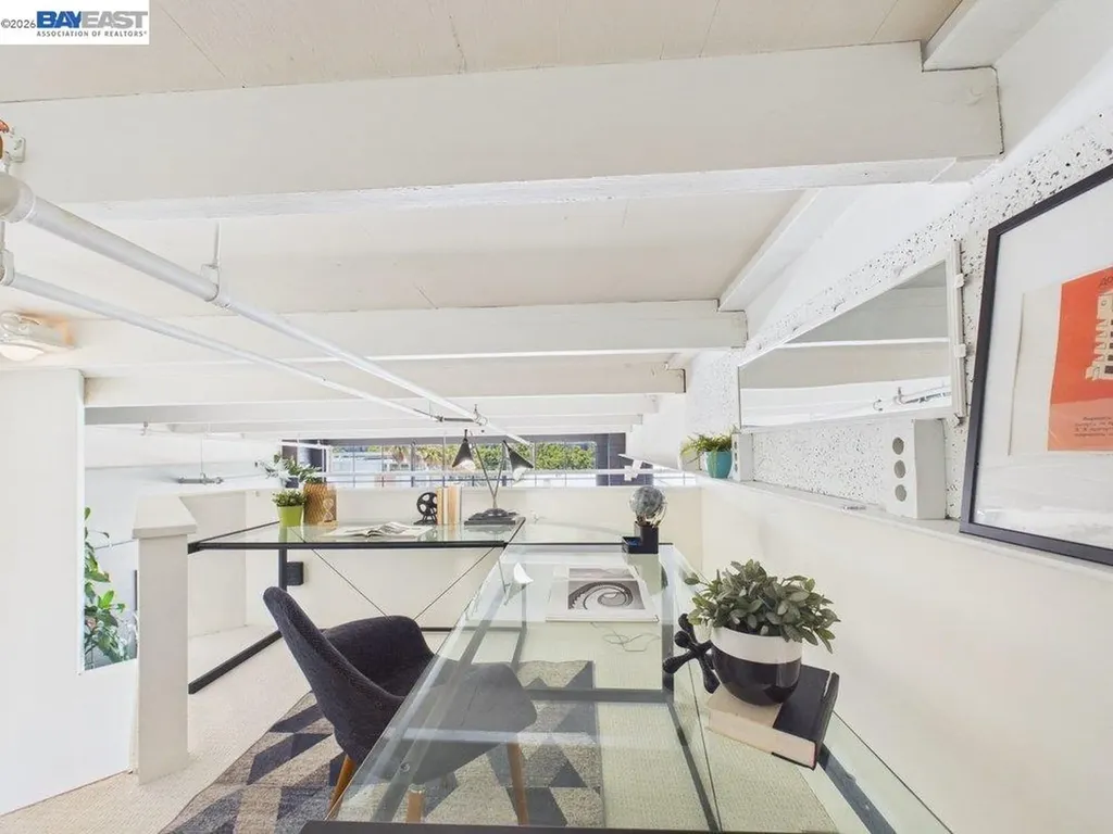 4053 Harlan Street Emeryville CA 94608