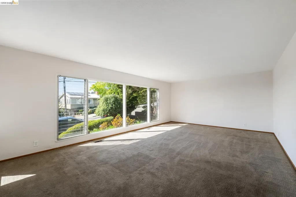 4120 Rhoda Oakland CA 94602