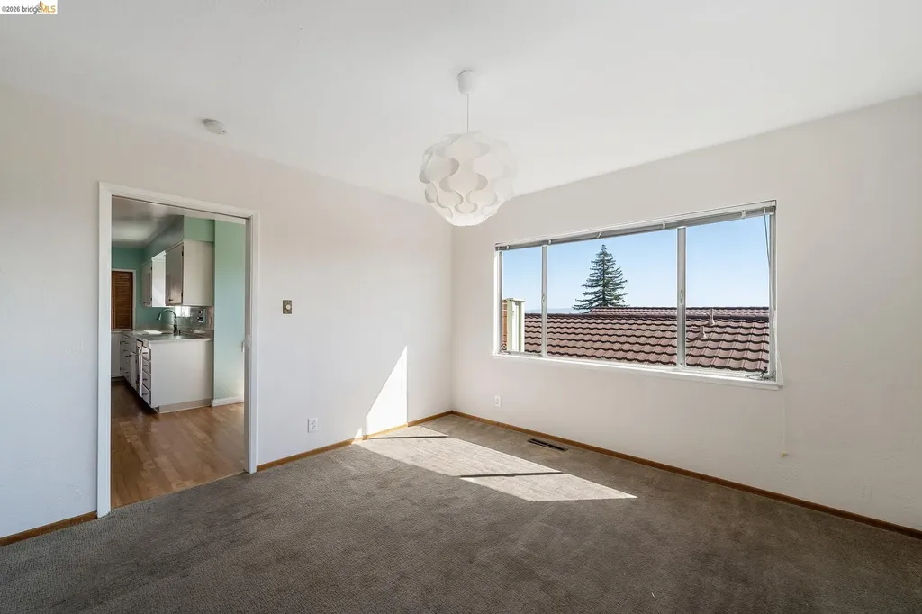 4120 Rhoda Oakland CA 94602
