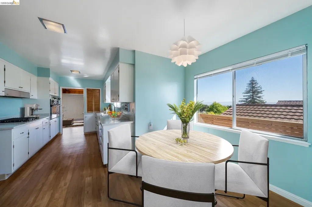 4120 Rhoda Oakland CA 94602