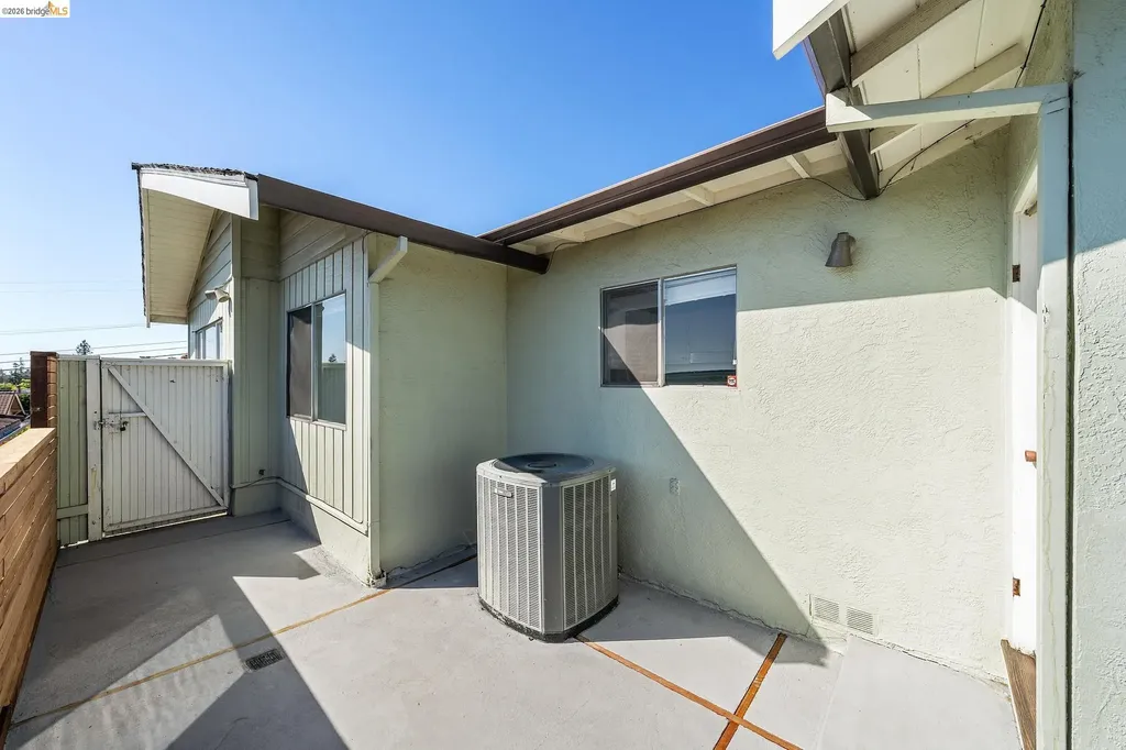 4120 Rhoda Oakland CA 94602