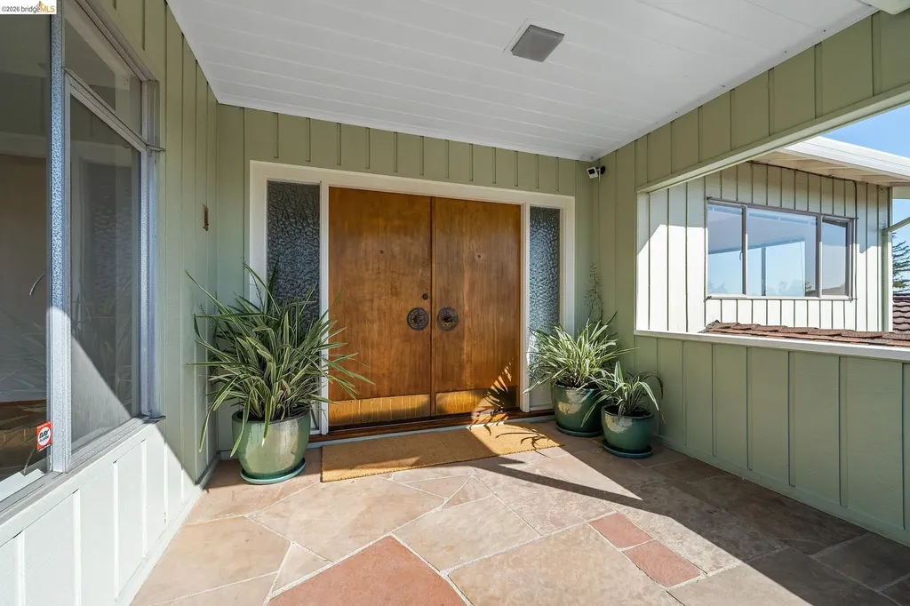 4120 Rhoda Oakland CA 94602