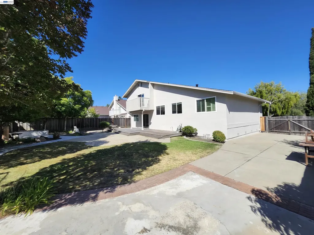 18775 Cavendish Drive Castro Valley CA 94552