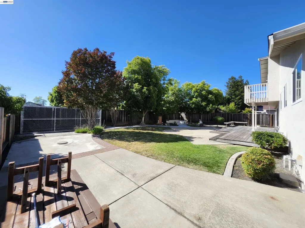 18775 Cavendish Drive Castro Valley CA 94552