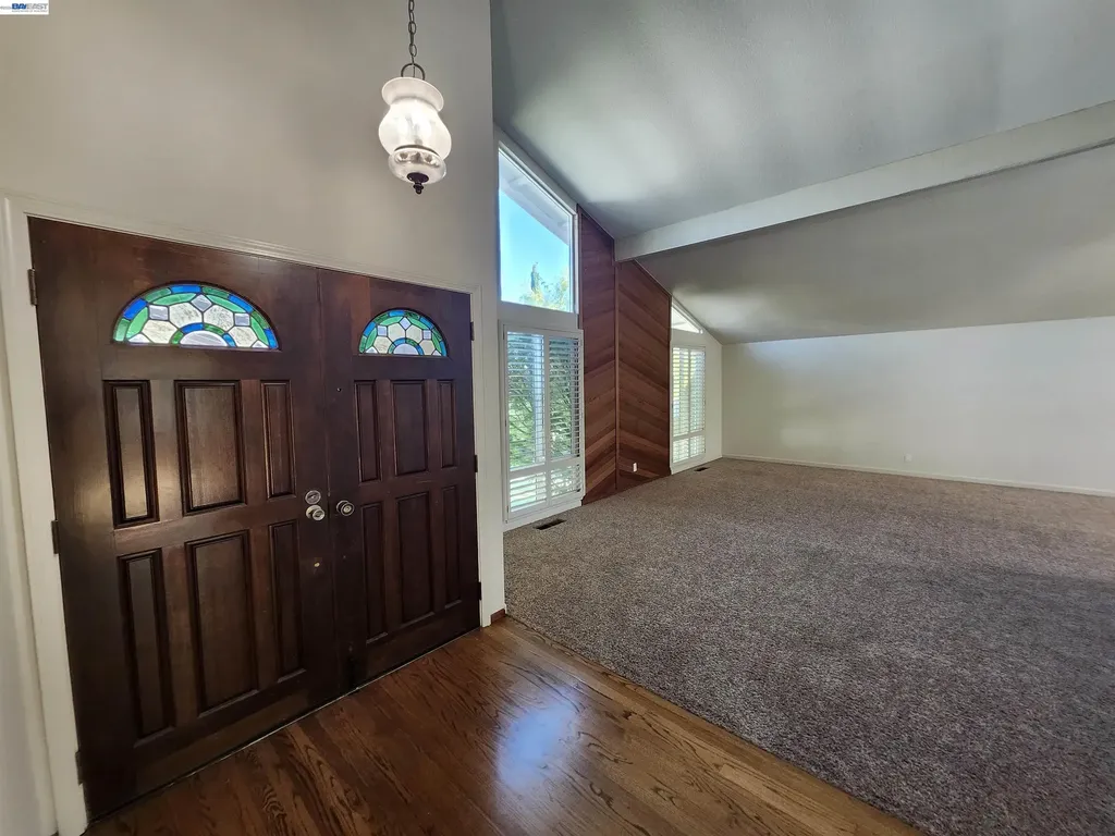 18775 Cavendish Drive Castro Valley CA 94552
